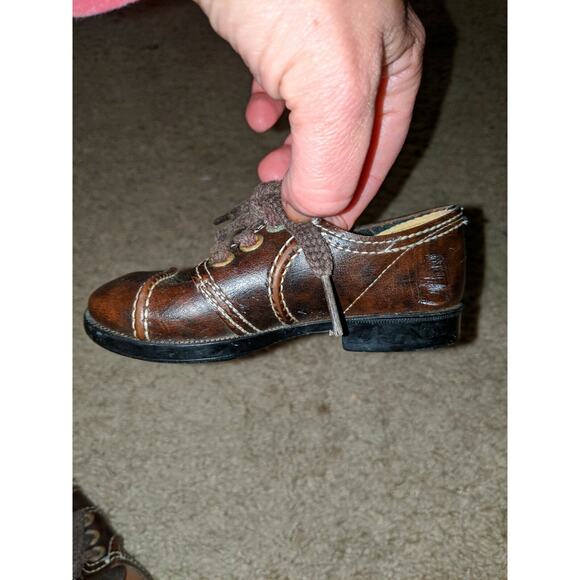 Tiny Tred toddler Boy Sz. 5 Classic Brown Lace Dress Shoe. Adorable - Picture 7 of 9